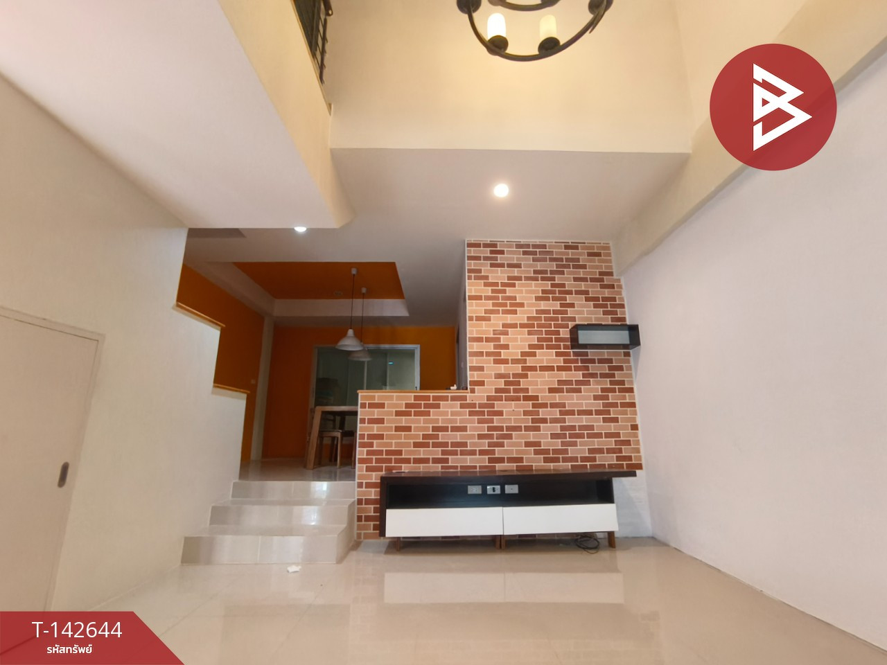 ขายทาวน์เฮ้าส์ หมู่บ้านเออเบิร์น ธารา วงแหวน-สุขสวัสดิ์70 (Urban Tara Wongwan-Suksawat70) กรุงเทพมหานคร