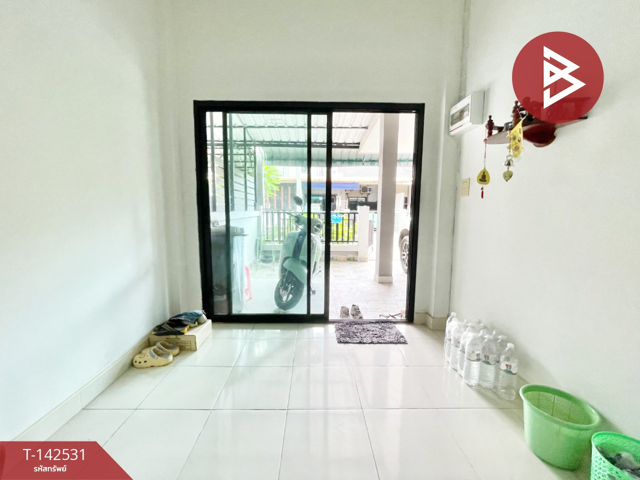 ขายทาวน์เฮ้าส์ หมู่บ้านศิลากร ปาร์ควิลล์7 พานทอง (Sirakorn Park Ville7) พานทอง