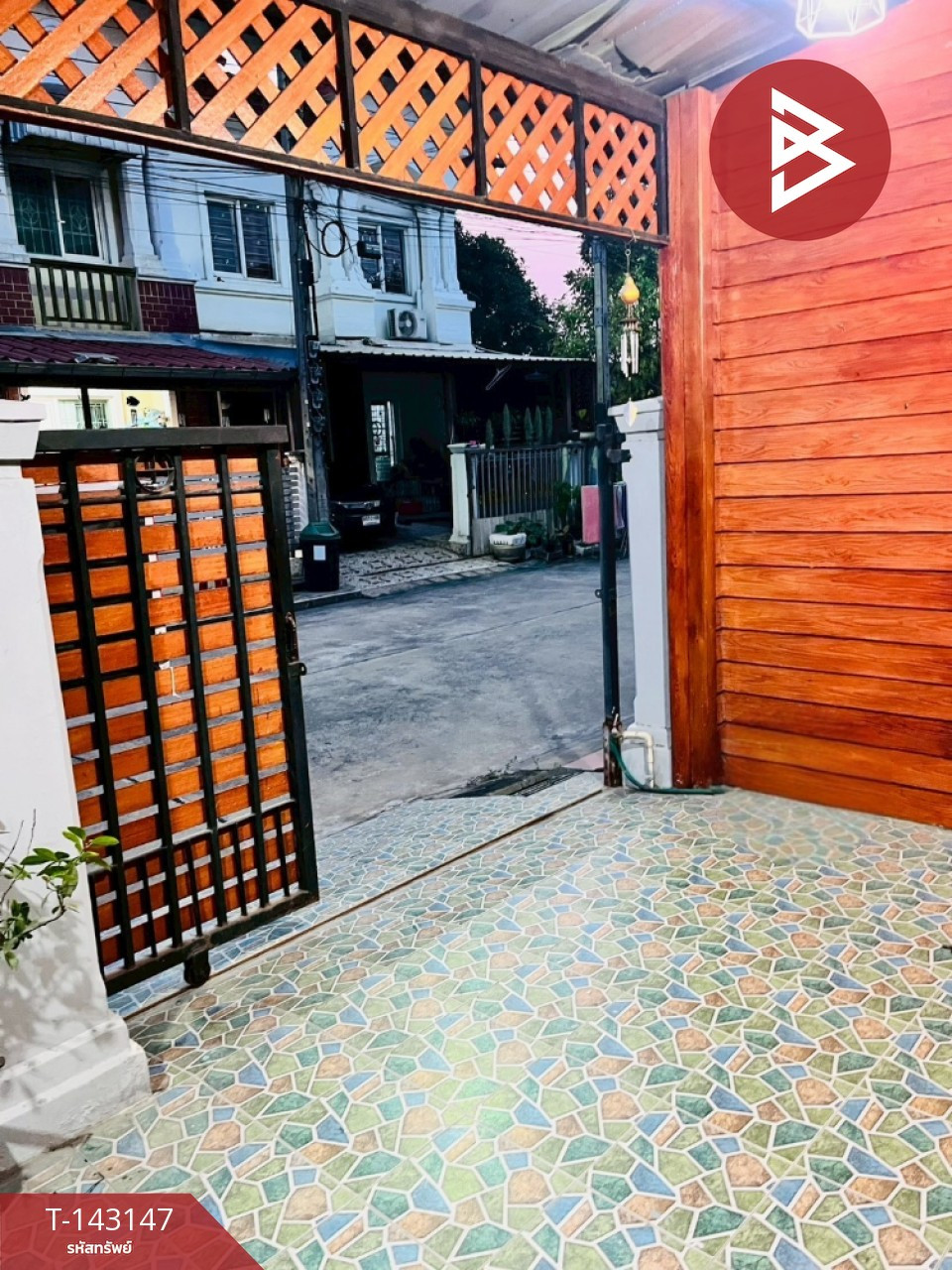 ขายทาวน์เฮ้าส์ หมู่บ้านเดอะคอนเนค 6 บางนา กม.10 บางพลี สมุทรปราการ