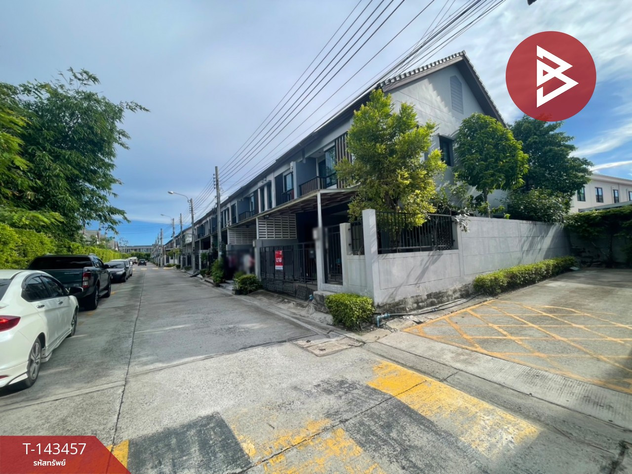 ขายทาวน์เฮ้าส์ หมู่บ้านพรีเมี่ยมไทม์โฮม วงแหวน-อ่อนนุช (Premium Time Home Wongwaen-Onnut) กรุงเทพมหานคร