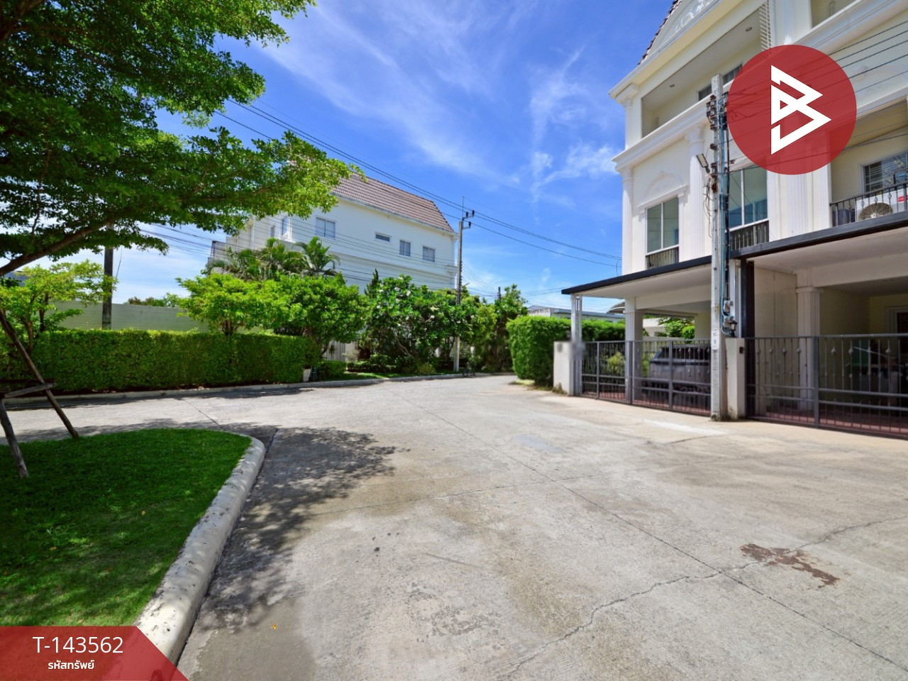 ขายทาวน์โฮม หมู่บ้านเดอะเวลลิงตัน ทาวน์โฮม ศรีนครินทร์ (TheWellington Townhome Srinakarin) บางเมือง สมุทรปราการ