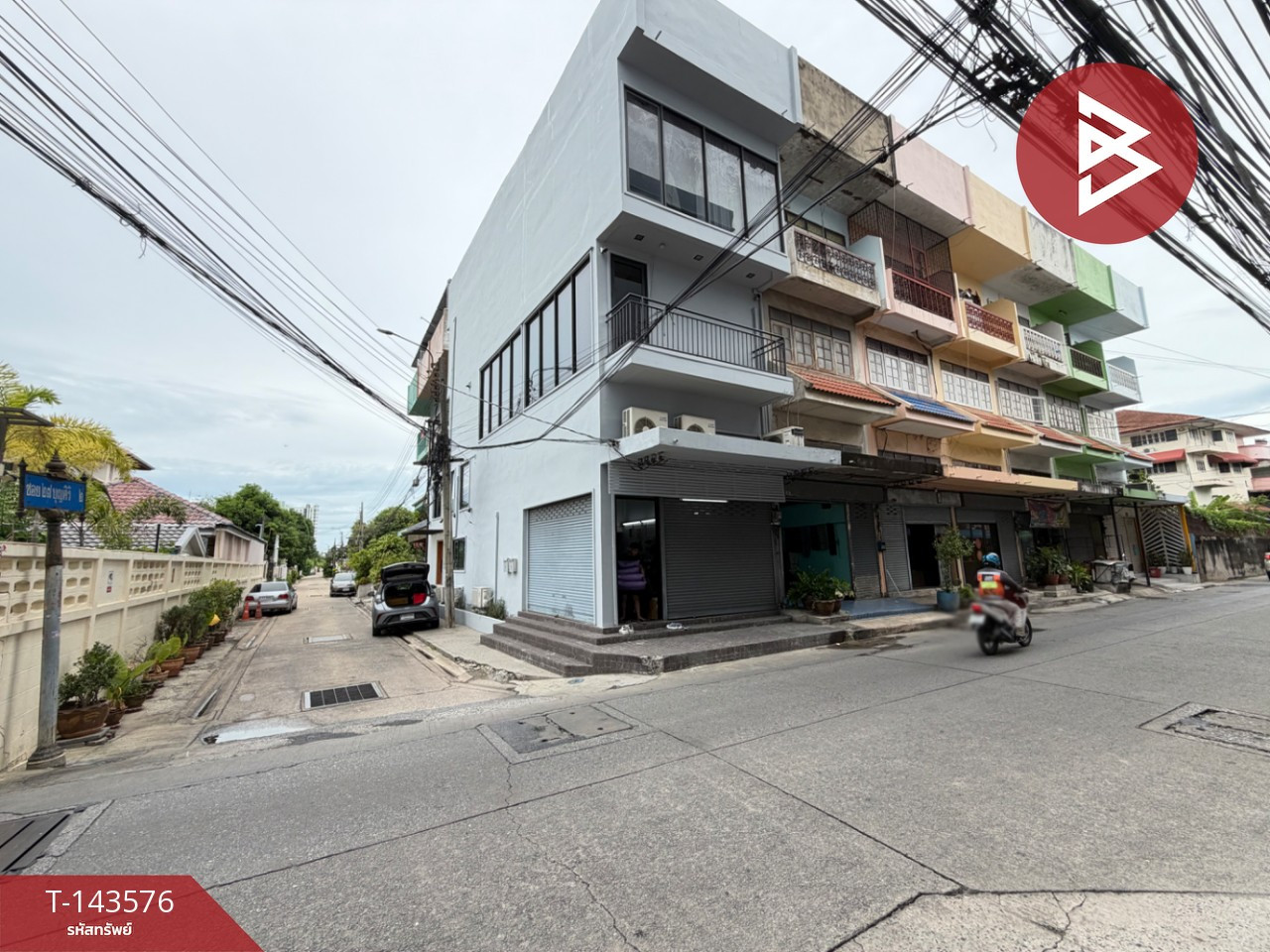 ขาย/เช่า อาคารพาณิชย์ 3 ชั้นหลังมุม ซอยบุญศิริ สมุทรปราการ