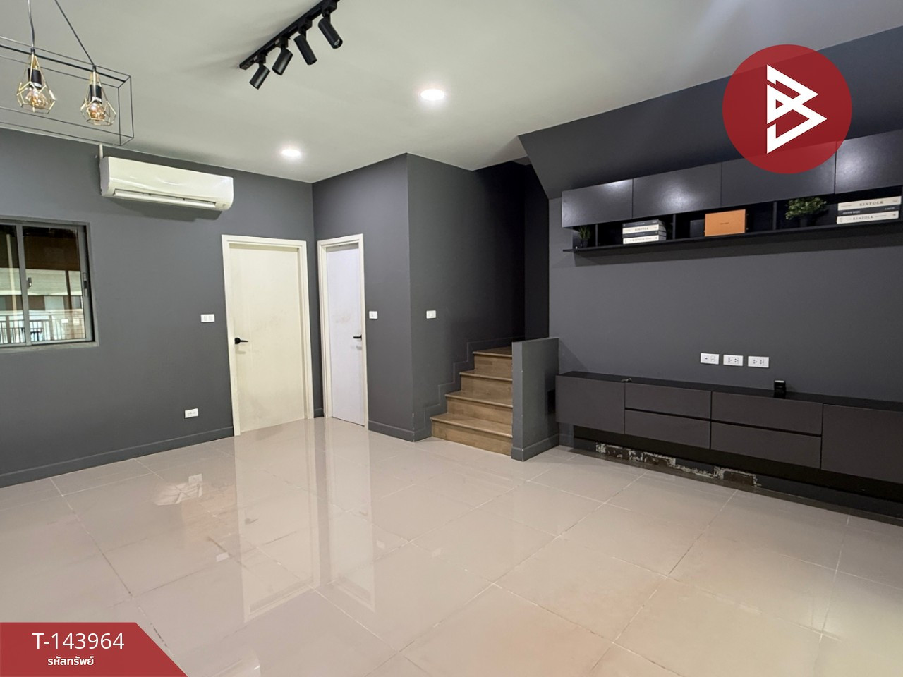 ขายทาวน์เฮ้าส์ โครงการเวิร์ฟ เพชรเกษม 81 (Verve Petchkasem 81) หนองแขม กรุงเทพมหานคร