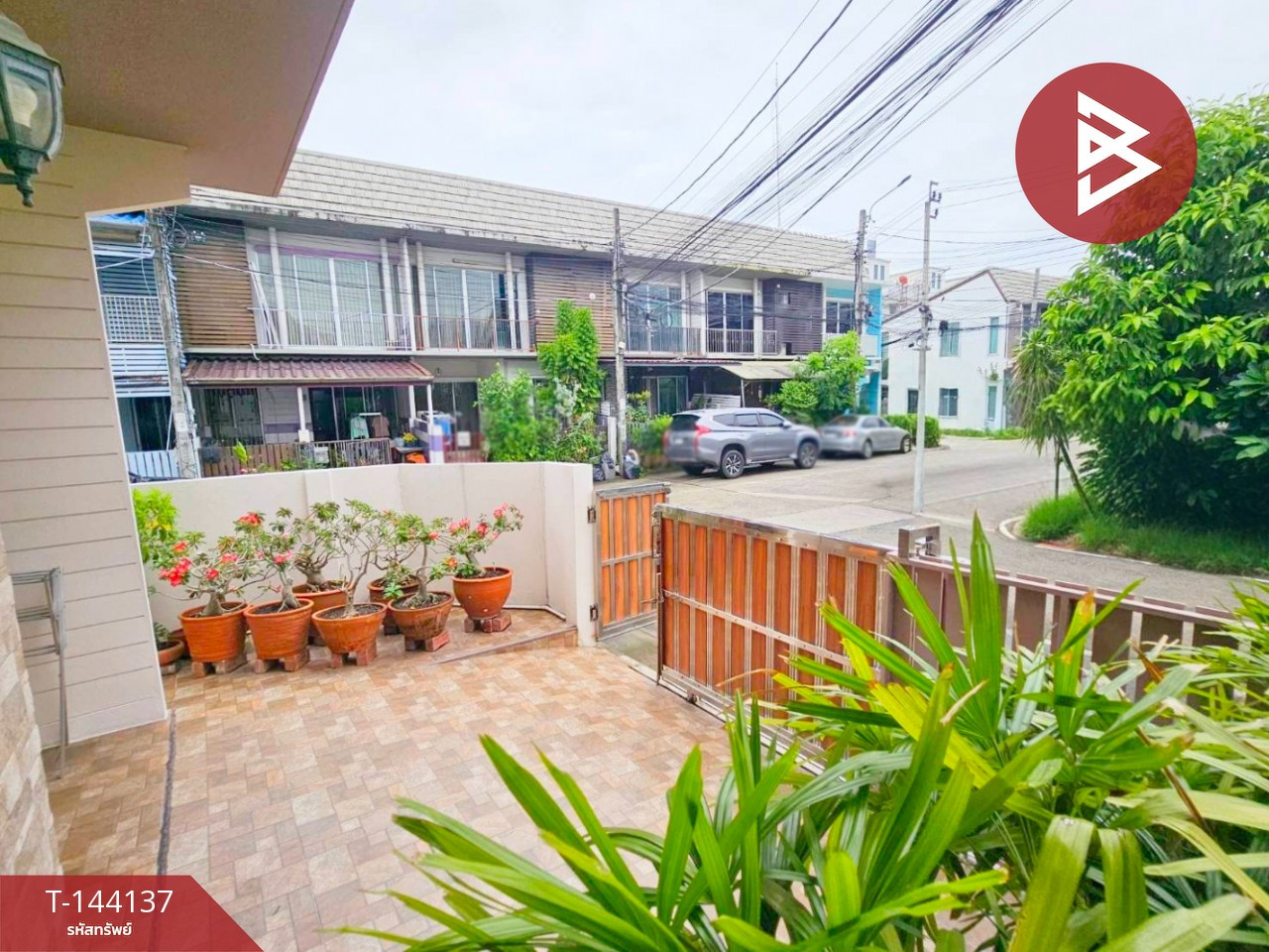 ขายทาวน์เฮ้าส์ หมู่บ้านแกรนดิตี้ วงแหวน-เสรีไทย (Grandity Wongwaen-Serithai) กรุงเทพมหานคร
