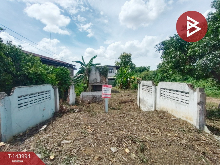 ขายที่ดิน เนื้อที่ 36 ตร.วา ท่าอิฐ อุตรดิตถ์ ทำเลดีติดถนน