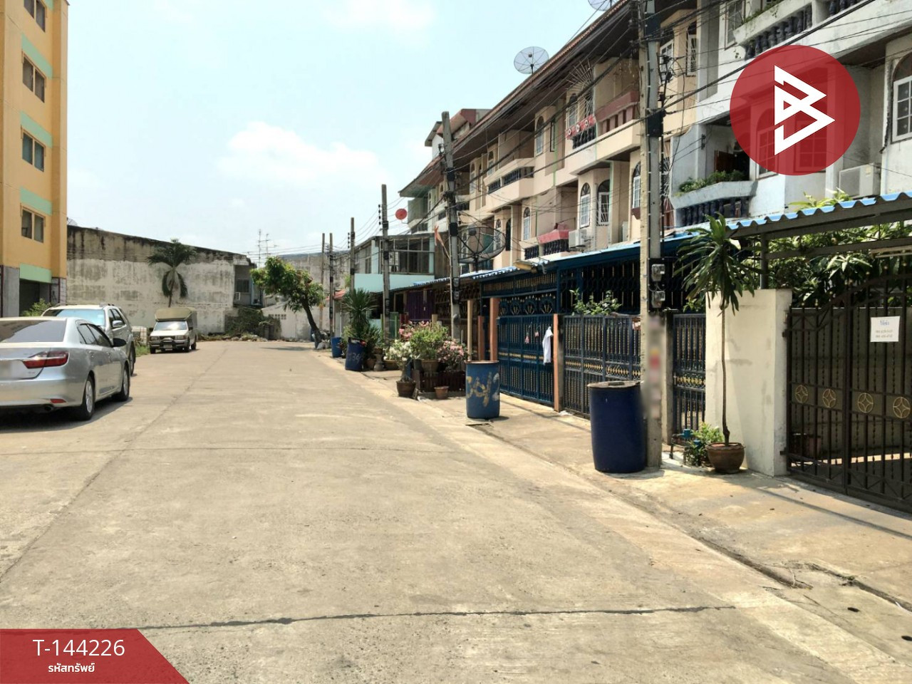 ขายทาวน์เฮ้าส์ หมู่บ้านฉัตรนคร บางแค-บางบอน กรุงเทพมหานคร