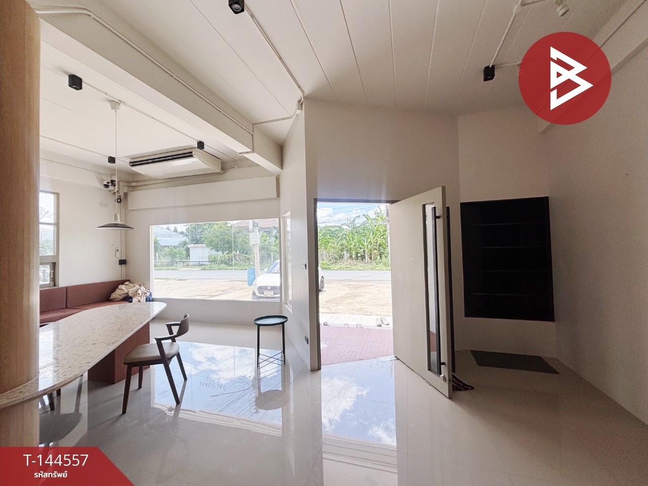 ขายอาคารพาณิชย์ 2 ชั้น เนื้อที่ 60 ตร.วา ต.สวนกล้วย บ้านโป่ง ราชบุรี