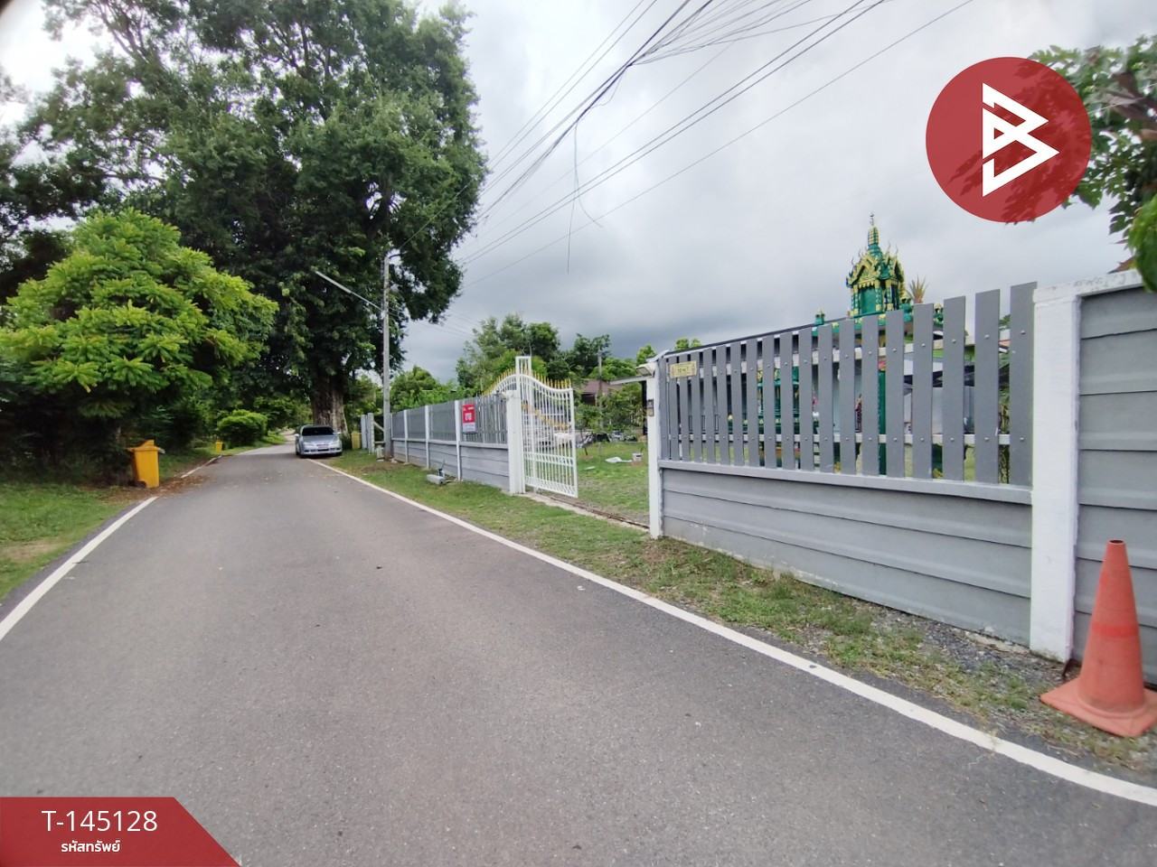 ขายบ้านเดี่ยว เนื้อที่ 1 งาน ต.นาหินลาด อ.ปากพลี จ.นครนายก ทำเลดีติดถนน