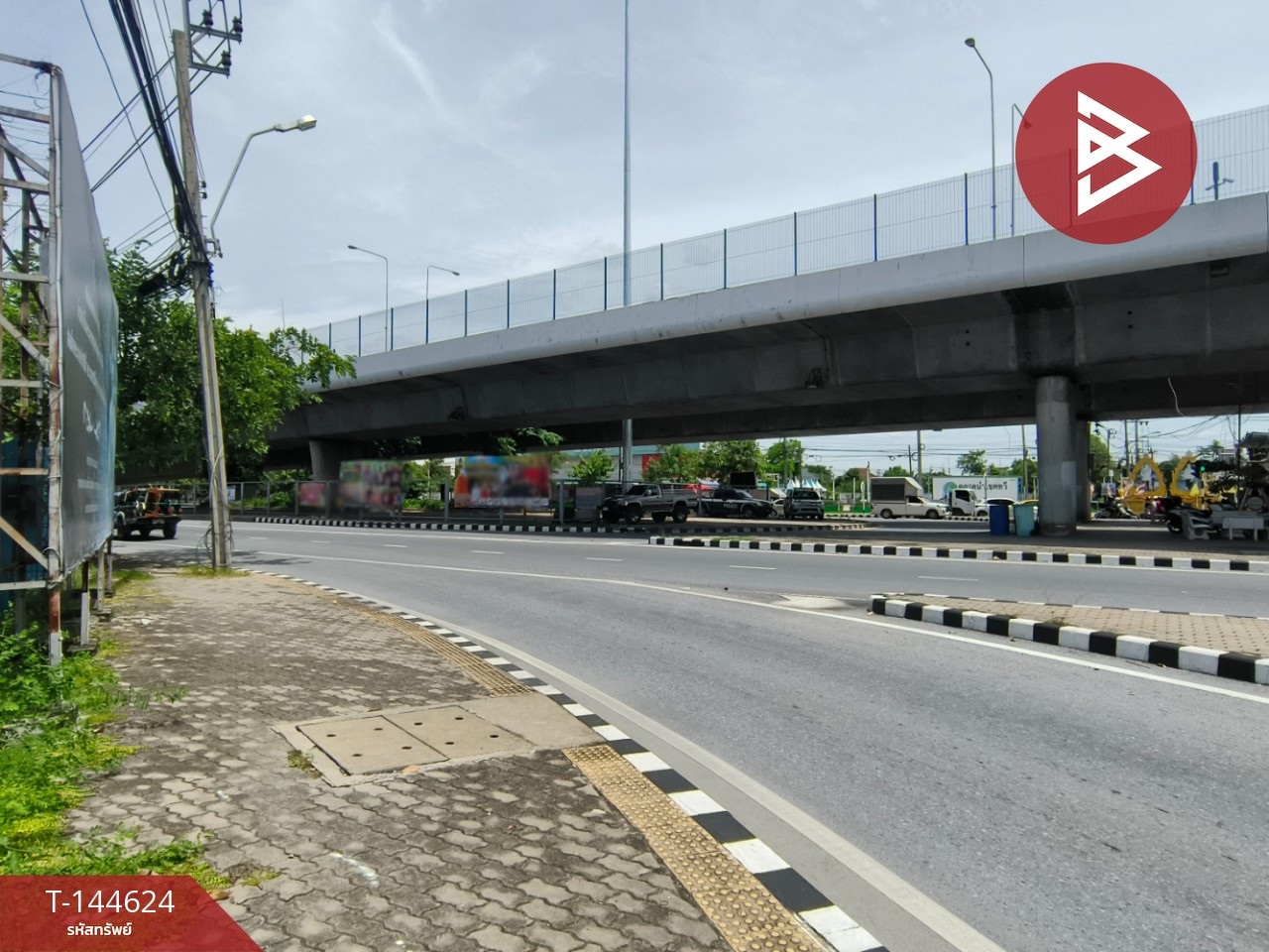 ขายที่ดิน เนื้อที่ 2 ไร่ 3 งาน 67.3 ตร.วา  ติด ถ.นครอินทร์ แยกบางสีทอง นนทบุรี