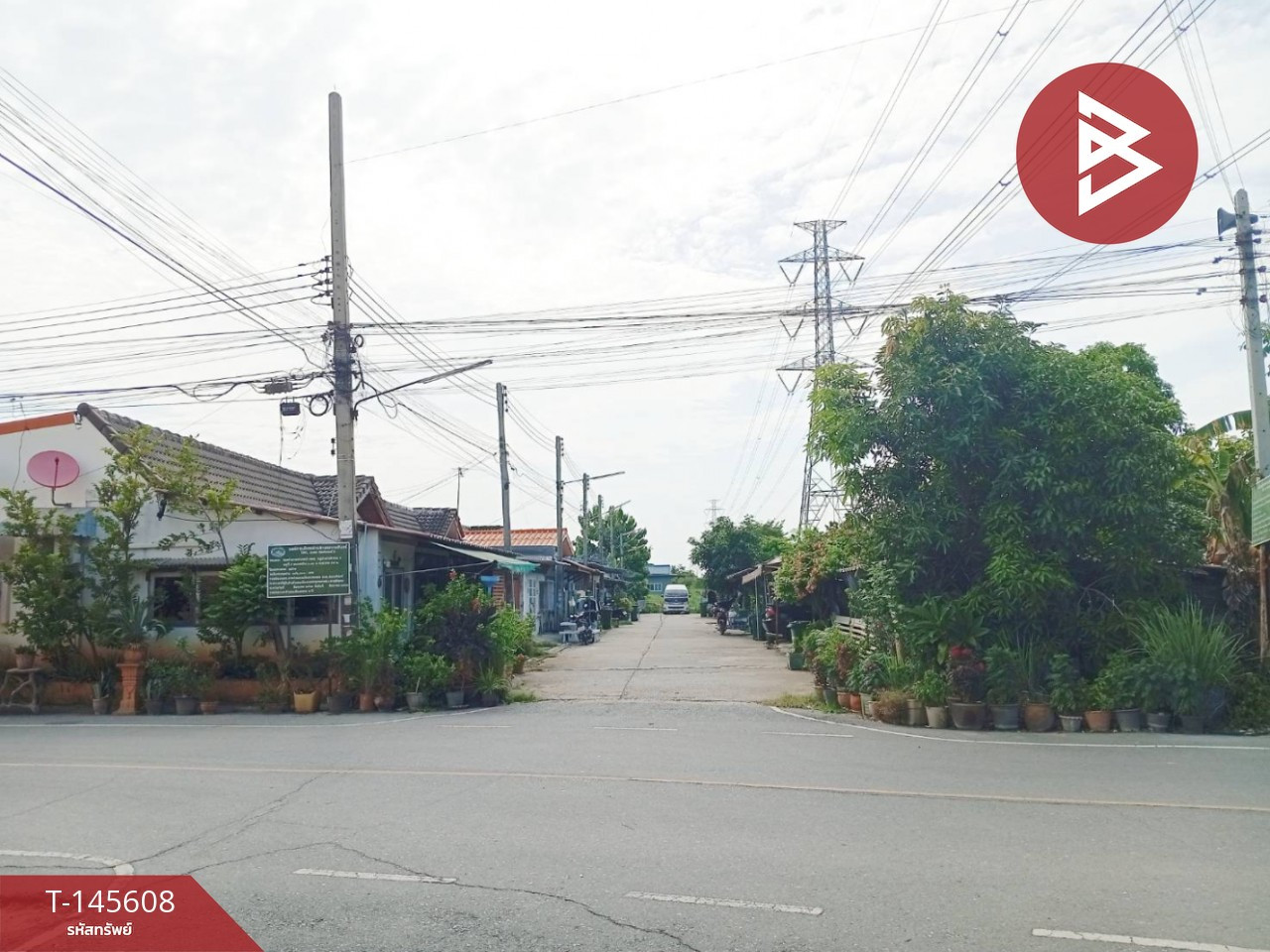 ขายทาวน์เฮ้าส์ เนื้อที่ 20.8 ตร.วา สนามจันทร์ นครปฐม