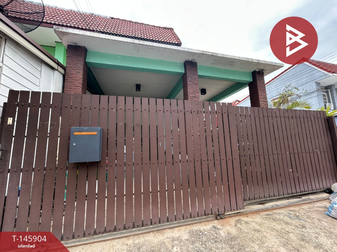 ขายทาวน์เฮ้าส์ 2 ชั้น หมู่บ้านจุฑาภัทร ลาดหลุมแก้ว (Baan Juthaphat) ปทุมธานี