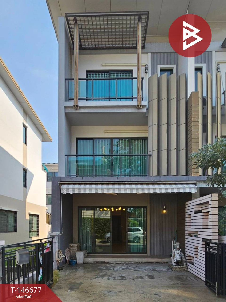 ขายทาวน์เฮ้าส์ หมู่บ้านทาวน์ อเวนิว พระราม2 ซอย30 กรุงเทพมหานคร (Town Avenue Rama2 Soi30)