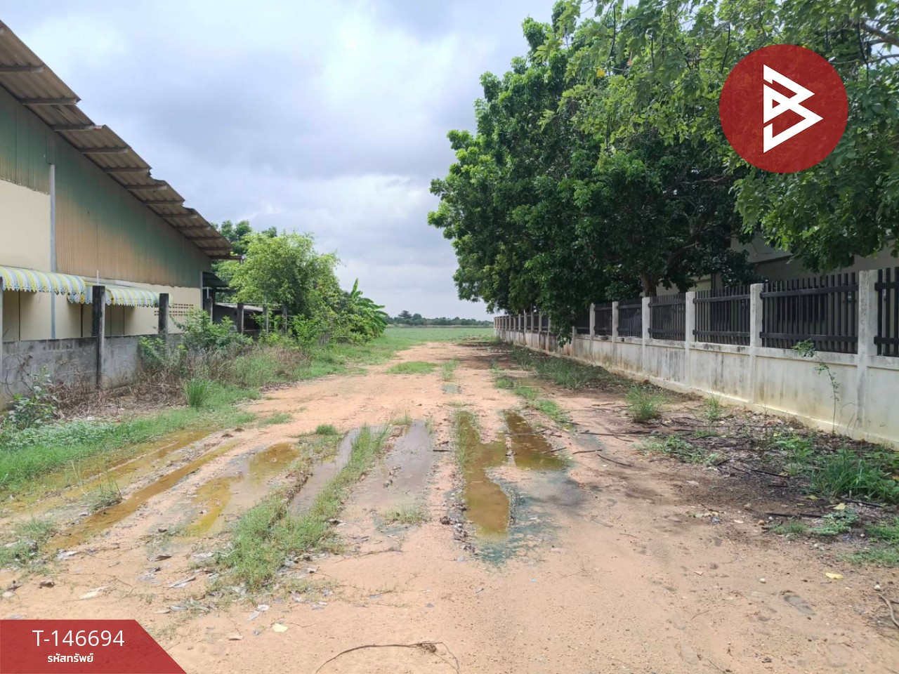 ขายที่ดิน เนื้อที่ 36 ไร่ 1 งาน 67.5 ตร.วา บ้านโพธิ์ ฉะเชิงเทรา