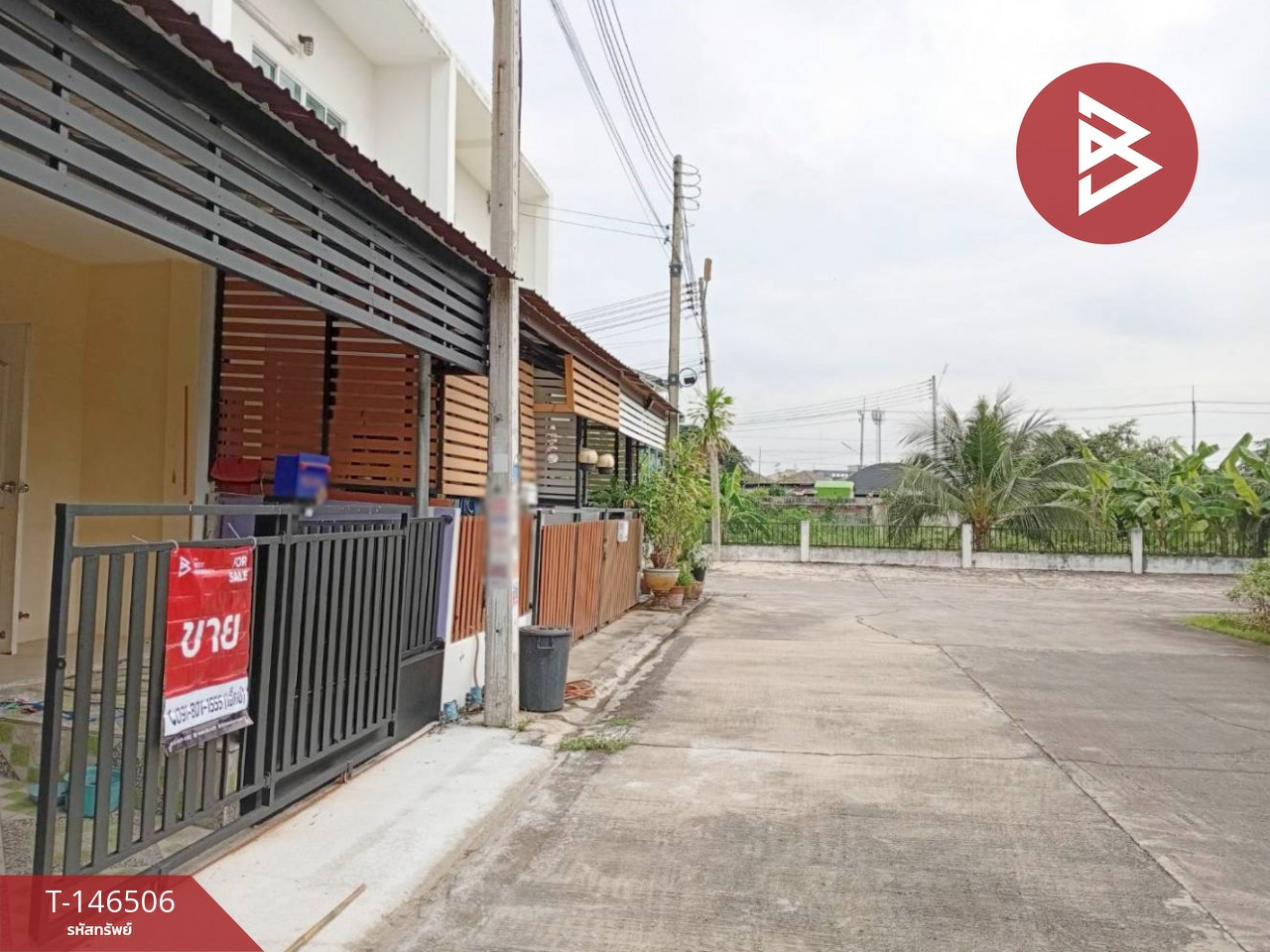 ขายทาวน์เฮ้าส์ หมู่บ้านจอยโฮม เนื้อที่ 17 ตร.วา อ.สามพราน จ.นครปฐม