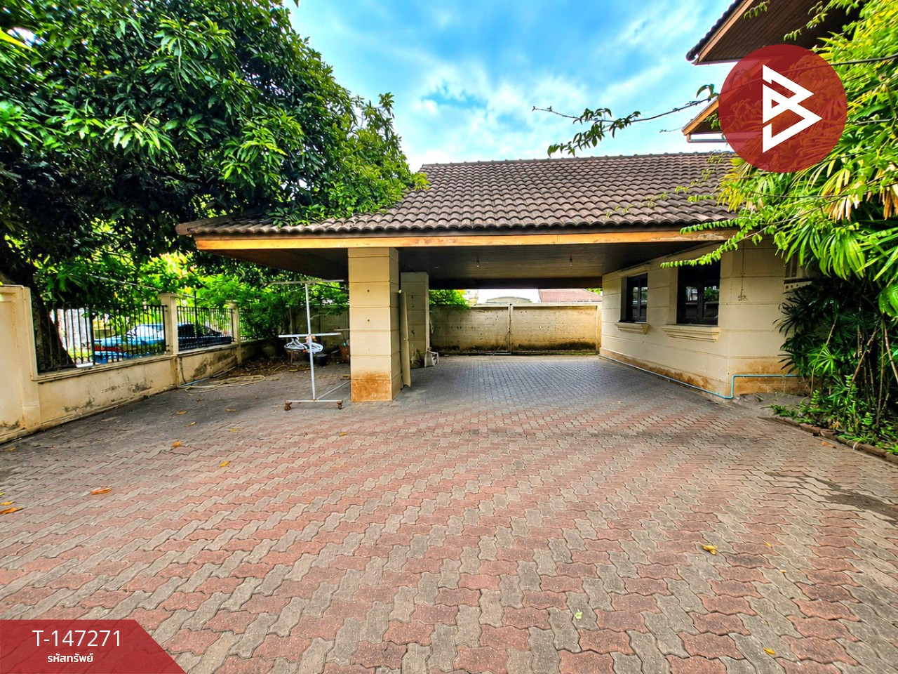 ขายบ้านเดี่ยวพร้อมที่ดิน เนื้อที่ 1 งาน 39 ตร.วา เสม็ด ชลบุรี