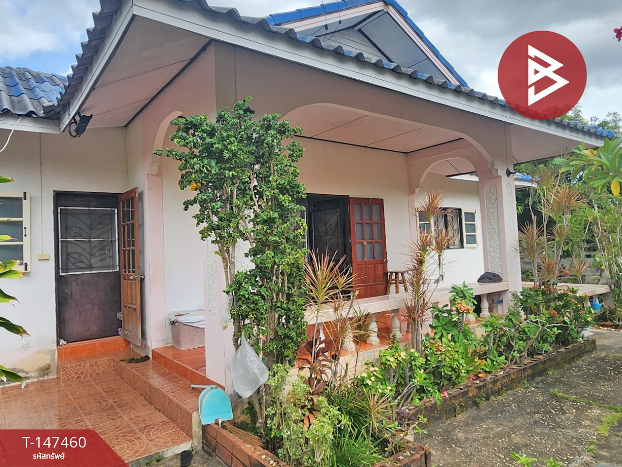 ขายบ้านเดี่ยว เนื้อที่ 1 งาน 37 ตารางวา หมู่บ้านการ์เด้นวิลเลจ ราชบุรี (Garden Village Ratchaburi)