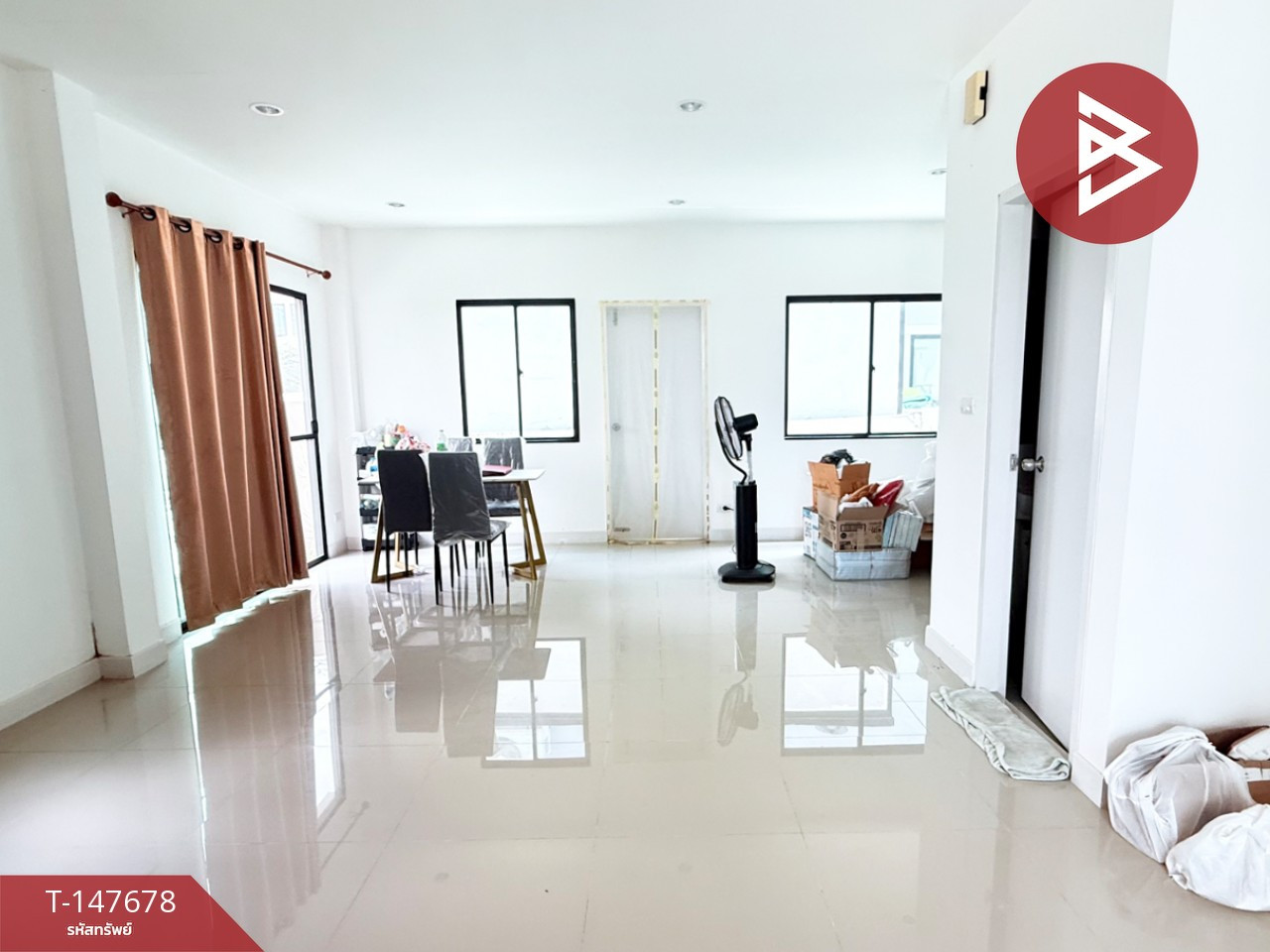 ขายบ้านแฝด หมู่บ้านชวนชื่น ทาวน์ วิลเลจ บางนา สมุทรปราการ