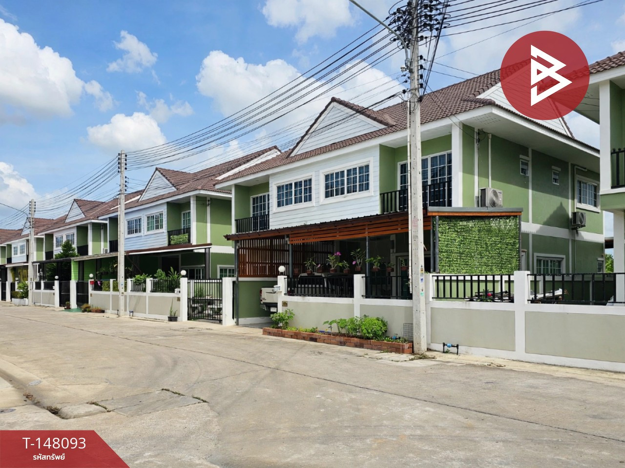 ขายบ้านแฝด หมู่บ้านคันทรี วิลเลจ 9 (Country Village 9) ศรีราชา ชลบุรี