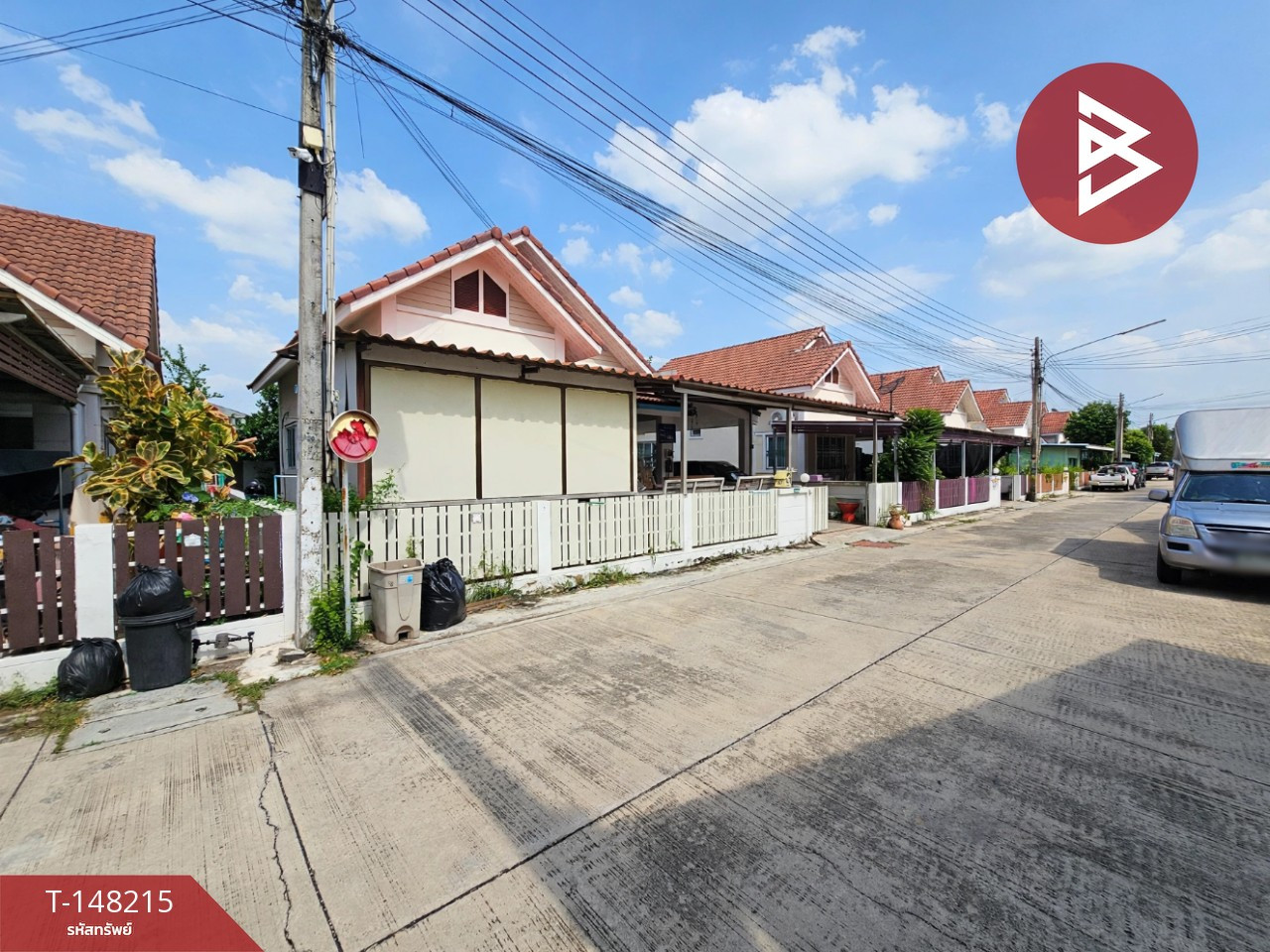 ขายบ้านเดี่ยว หมู่บ้านอยู่สบาย พานทอง ชลบุรี