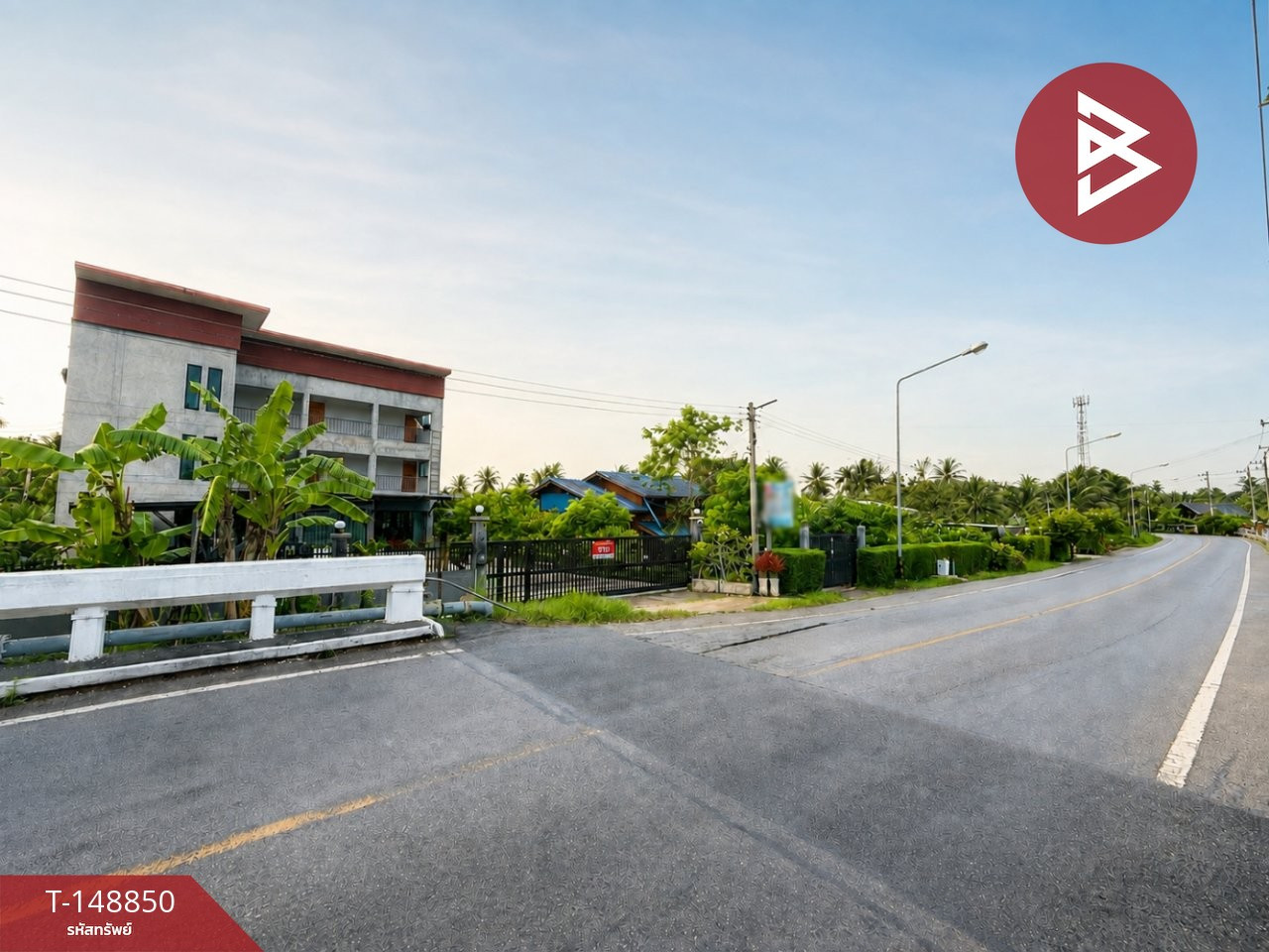 ขายบ้านเดี่ยวพร้อมที่ดิน เนื้อที่ 1 งาน 93 ตร.วา อัมพวา สมุทรสงคราม