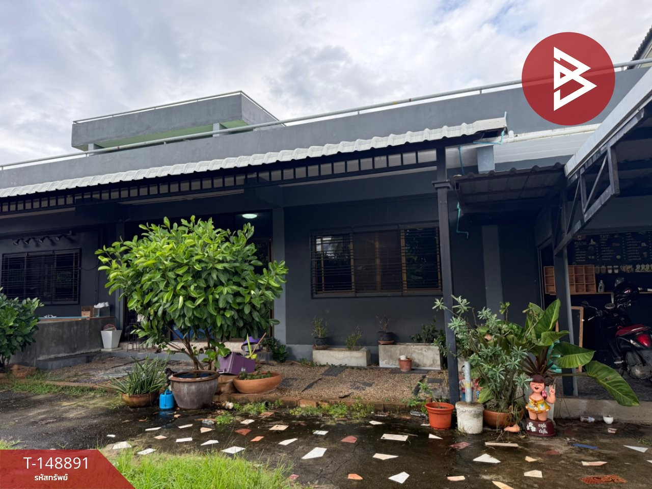 ขายบ้านเดียว 2 หลังติดกัน เนื้อที่ 162.3 ตร.วา ถ.บ้านร้องอ้อ สันผีเสื้อ เมืองเชียงใหม่