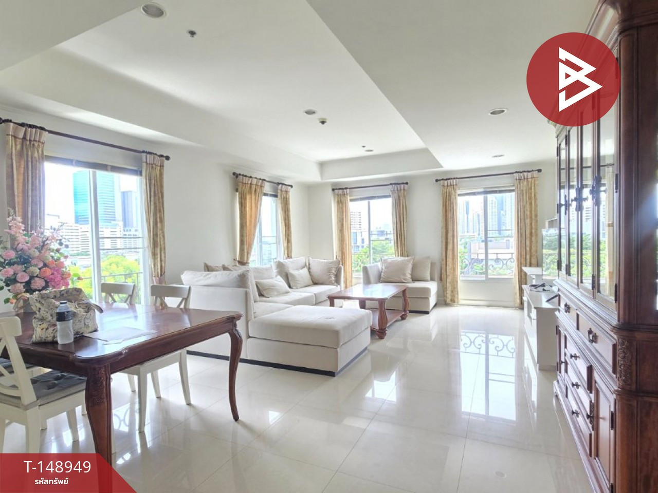 ขายคอนโดมิเนียม ลา วี ออง โรส เพลส (La Vie En Rose Place) กรุงเทพมหานคร