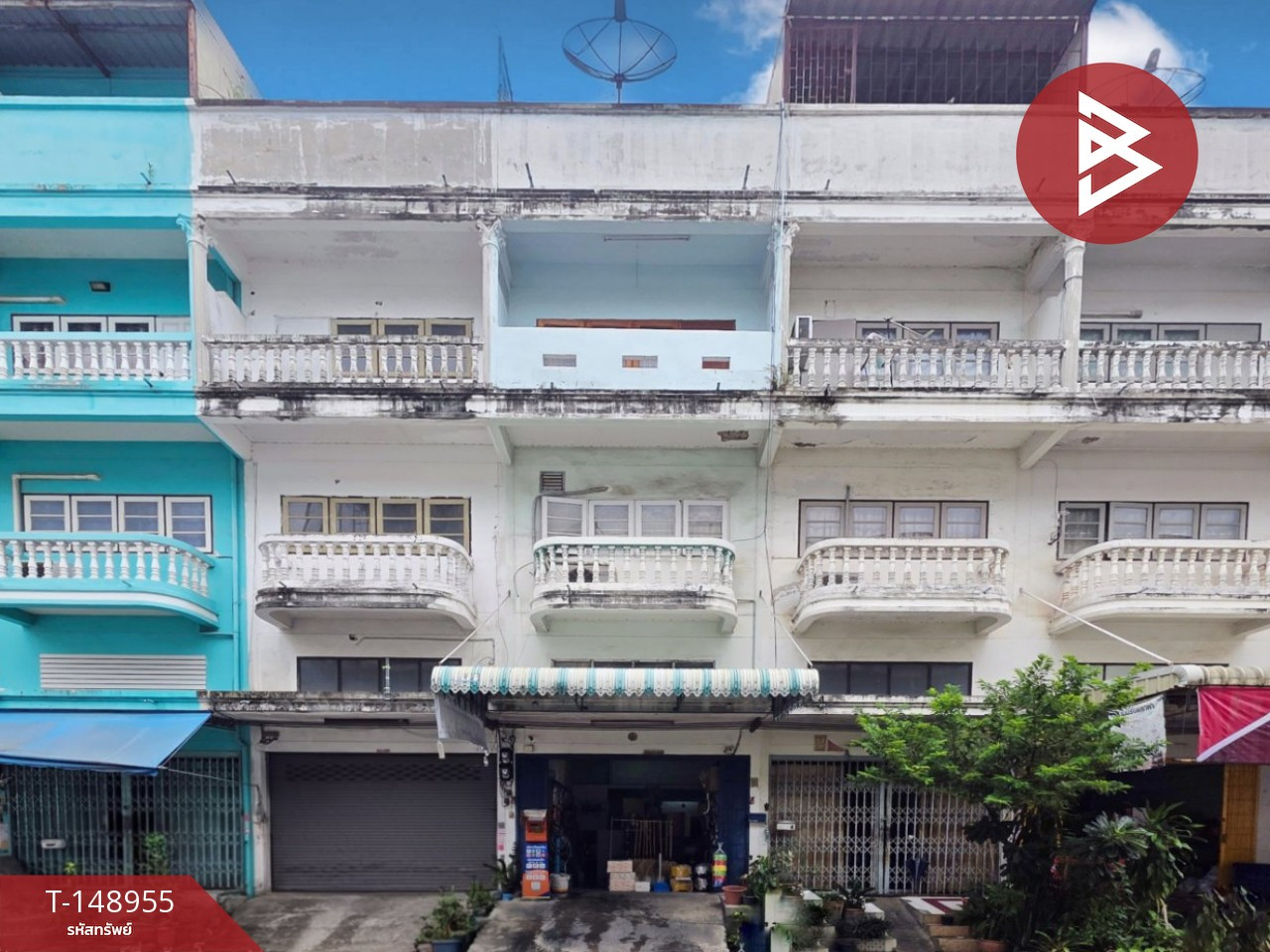 ขายอาคารพาณิชย์ 3 ชั้น เนื้อที่ 16 ตร.วา ภาษีเจริญ กรุงเทพฯ ทำเลดีติดถนนใหญ่