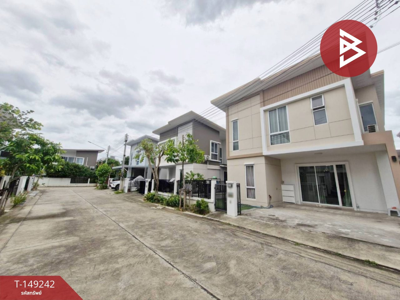 ขายบ้านแฝด หมู่บ้านอิคอนเนเจอร์ ศาลายา พุทธมณฑล นครปฐม