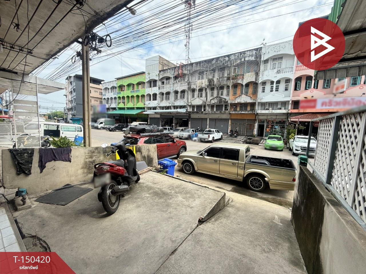 ขายอาคารพาณิชย์ 3 ชั้น เนื้อที่ 28 ตร.วา สมุทรปราการ ติดถนนศรีนครินทร์