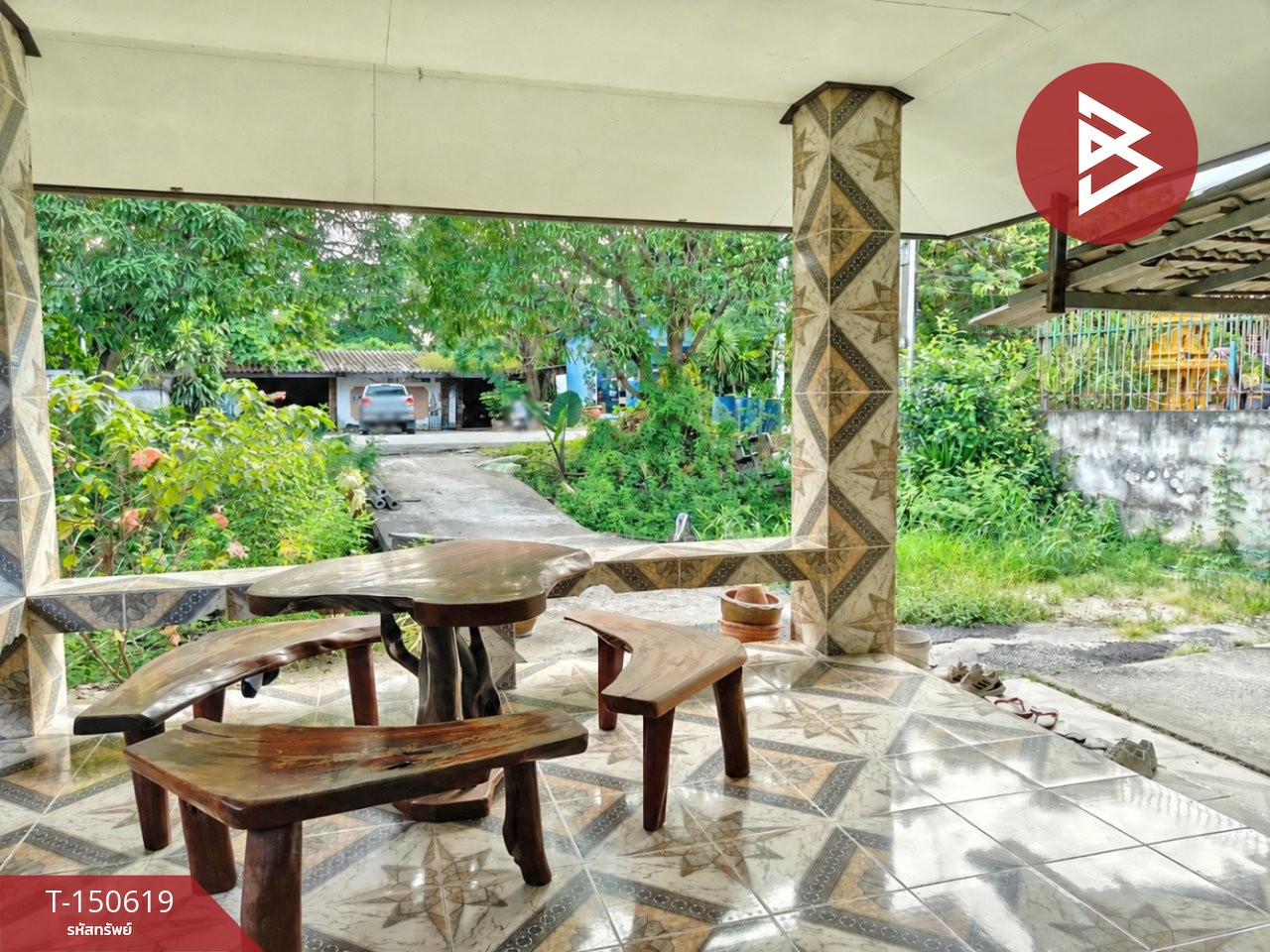 ขายบ้านเดี่ยวพร้อมที่ดิน เนื้อที่ 1 งาน 26 ตร.วา พานทอง ชลบุรี