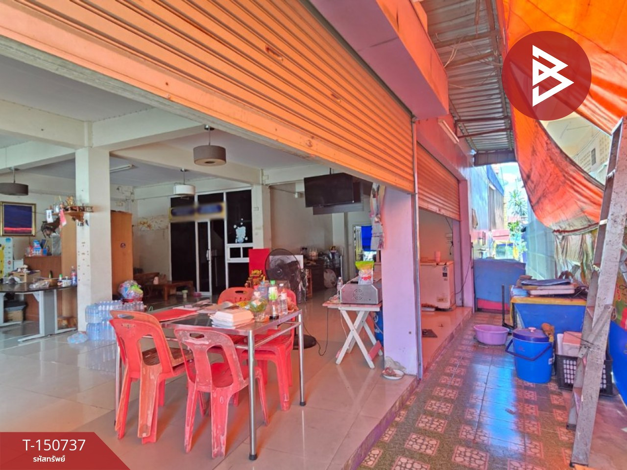 ขายอาคารพาณิชย์ 3 ชั้น เนื้อที่ 34 ตร.วา พานทอง ชลบุรี