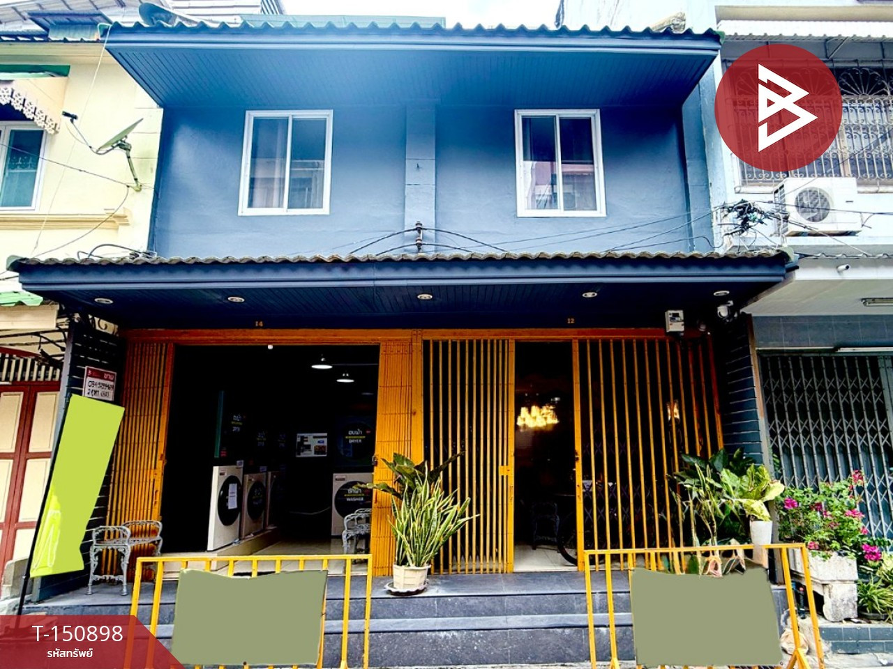 ขายอาคารพาณิชย์ 2 คูหาติดกัน เนื้อที่ 14.6 ตารางวา ทำเลบางรัก-สีลม กรุงเทพฯ
