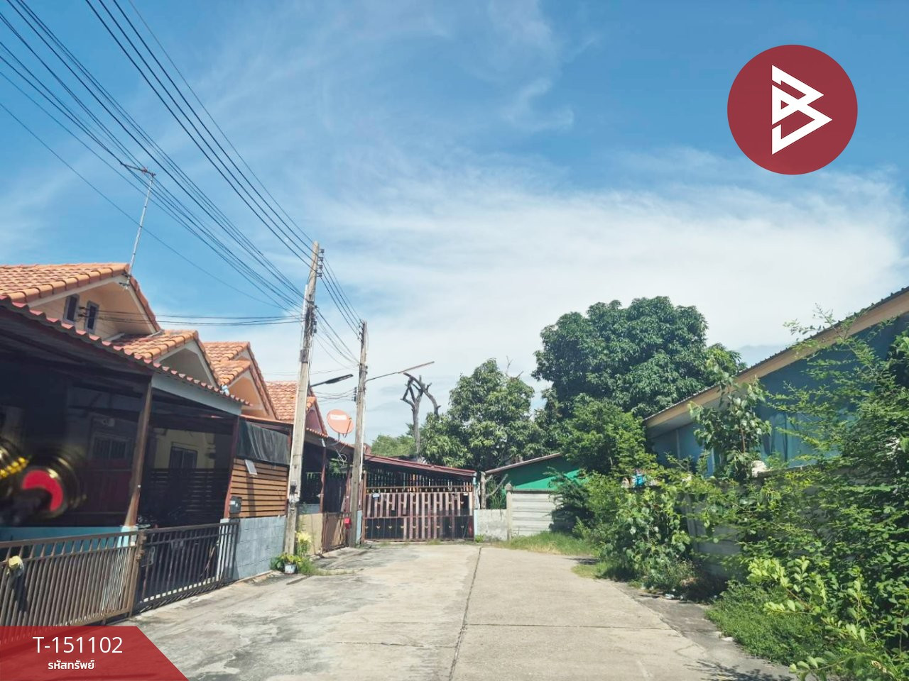 ขายทาวน์เฮ้าส์ หมู่บ้านปริณดา บ้านสวน ซอย12 หนองรี ชลบุรี