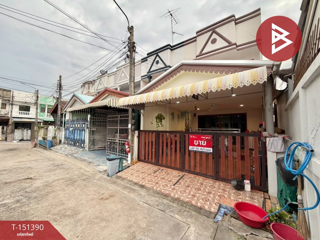ขายทาวน์เฮ้าส์ หมู่บ้านศิรินคร พหลโยธิน54/1 กรุงเทพมหานคร