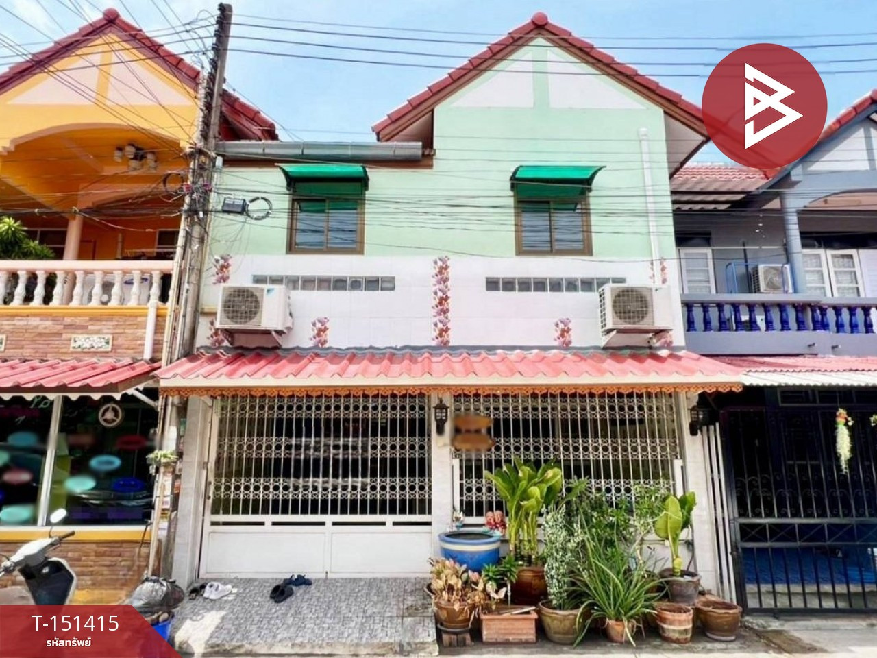 ขายทาวน์เฮ้าส์ หมู่บ้านอีสเทิร์นแลนด์ซิตี้ ชลบุรี (Eastern Land City) พร้อมเข้าอยู่