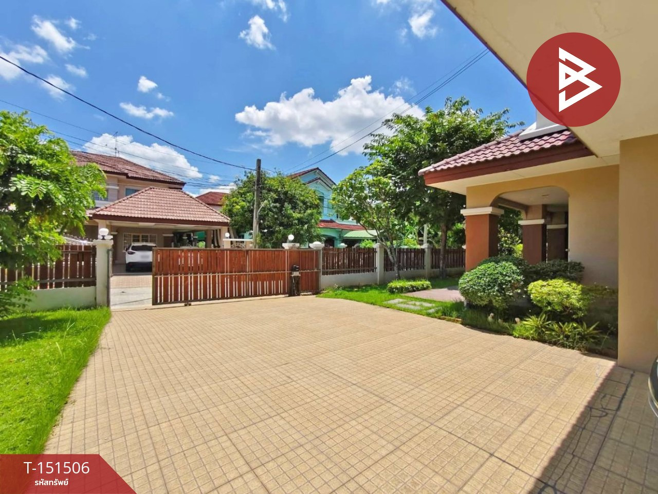 ขายบ้านเดี่ยว หมู่บ้านชลลดา บางบัวทอง นนทบุรี