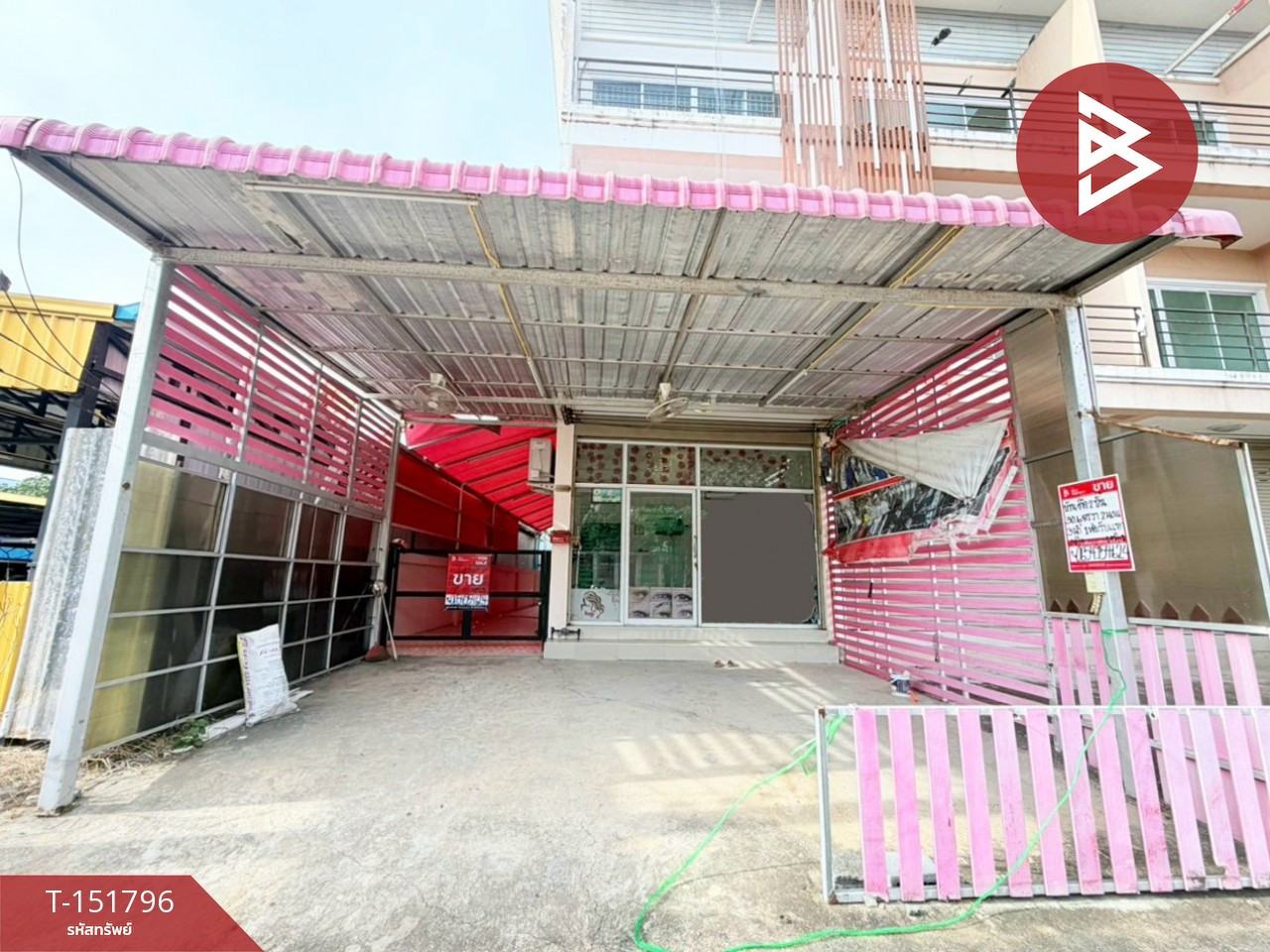 ขายอาคารพาณิชย์ 3 ชั้น เนื้อที่ 47.3 ตร.วา ต.หน้าเมือง ฉะเชิงเทรา ทำเลดีติดถนน