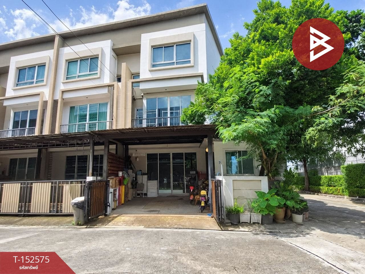 ขายทาวน์โฮม หมู่บ้านลุมพินี ทาวน์เพลส รัชโยธิน-เสนา (Baan Lumpini Town Place Ratchayothin-Sena) จตุจักร กรุงเทพมหานคร