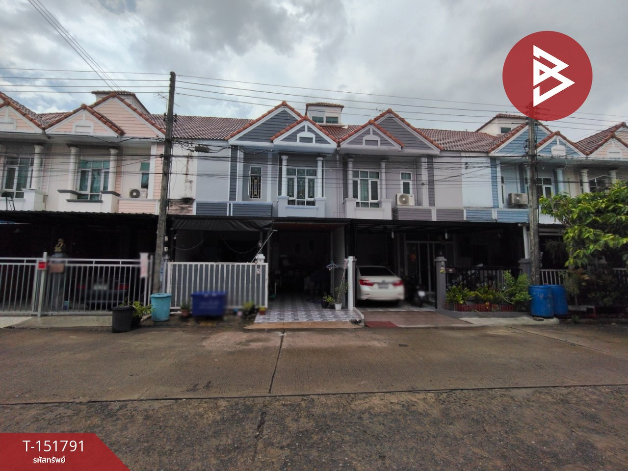 ขายด่วน ทาวน์เฮ้าส์ หมู่บ้านมัณฑกานต์ รังสิต-คลอง4 ลำลูกกา ปทุมธานี
