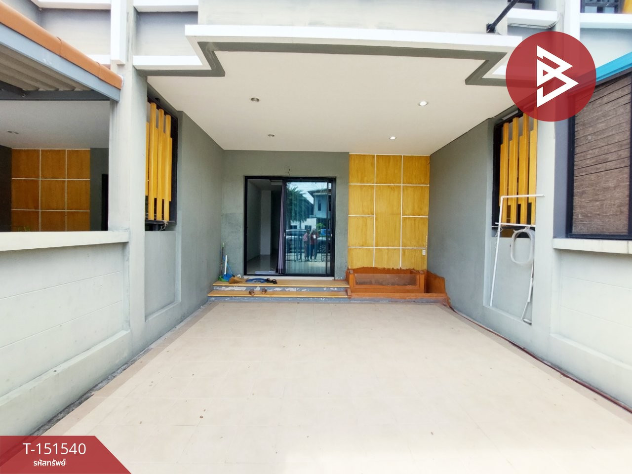ขายทาวน์เฮ้าส์ หมู่บ้านสยามไอยรา รีสอร์ต (Siam Iyara Resort) ชลบุรี