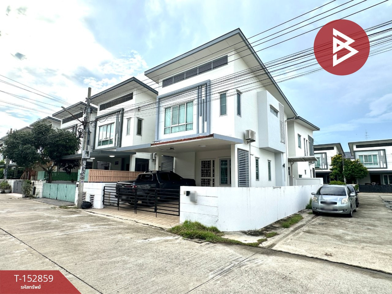 ขายบ้านแฝดหลังมุม หมู่บ้านมอตโต้ พระราม2-กาญจนา (Motto Rama2-Kanjana) กรุงเทพมหานคร