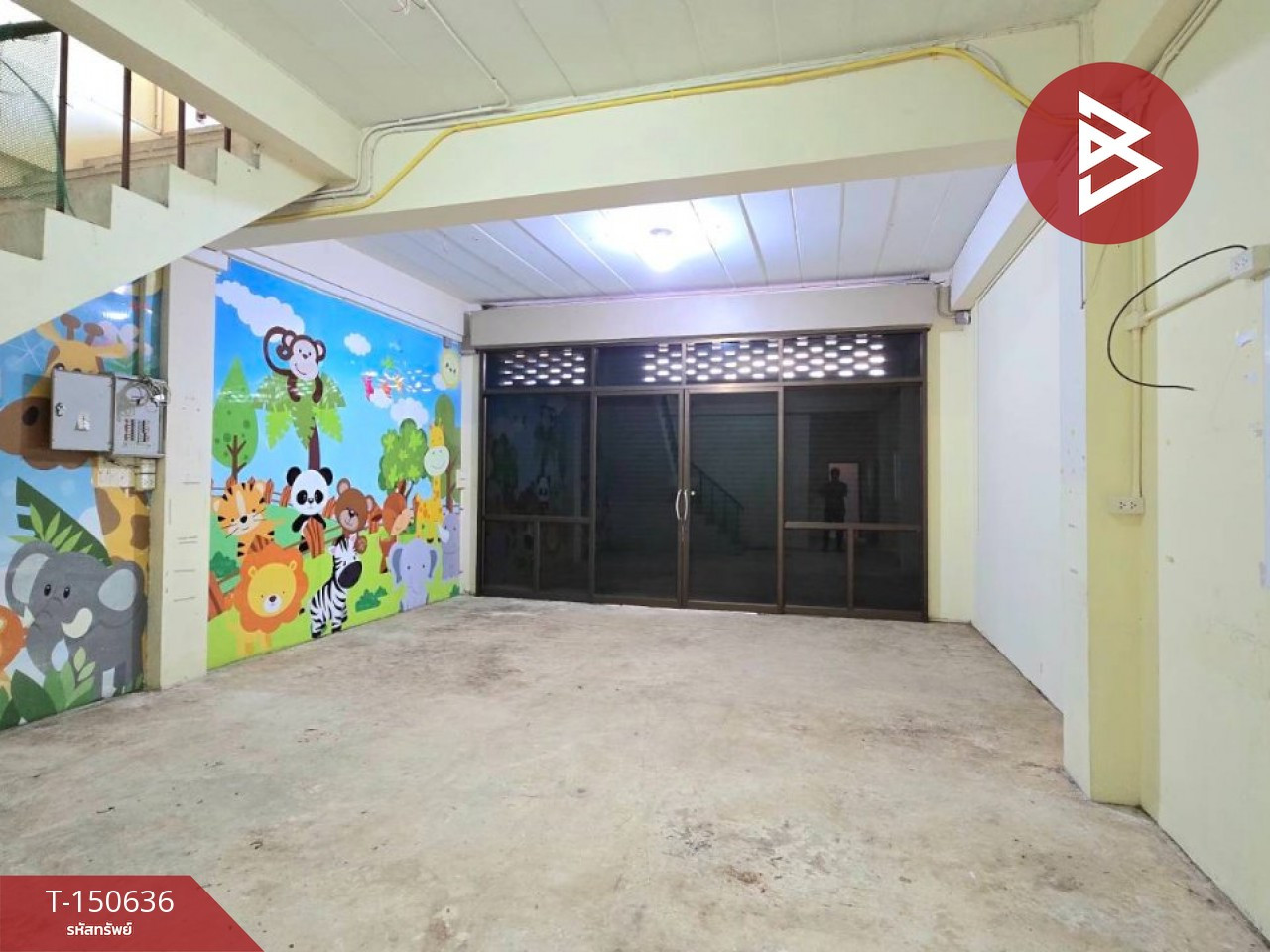ขาย/เช่า อาคารพาณิชย์ 2 คูหา 3 ชั้นครึ่ง เนื้อที่ 61.6 ตร.วา วัดใหม่ จันทบุรี