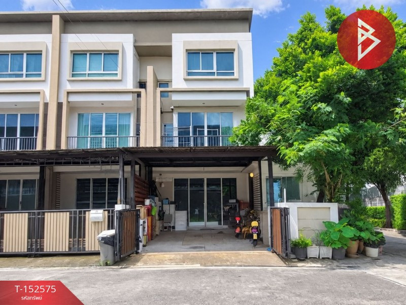 ขายทาวน์โฮม หมู่บ้านลุมพินี ทาวน์เพลส รัชโยธิน-เสนา (Baan Lumpini Town Place Ratchayothin-Sena) จตุจักร กรุงเทพมหานคร