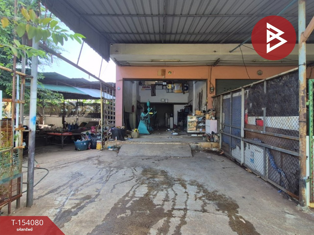 ขายอาคารพาณิชย์ 3 ชั้น เนื้อที่ 84.9 ตร.วา บางหญ้าแพรก สมุทรสาคร