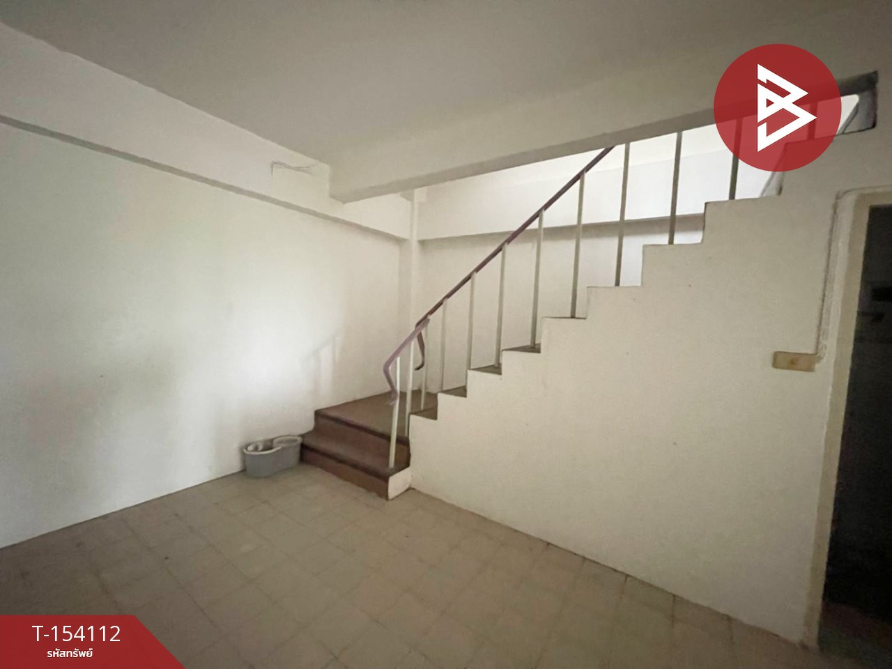 ขายอาคารพาณิชย์ 3 ชั้น เนื้อที่ 51.3 ตร.วา องครักษ์ นครนายก