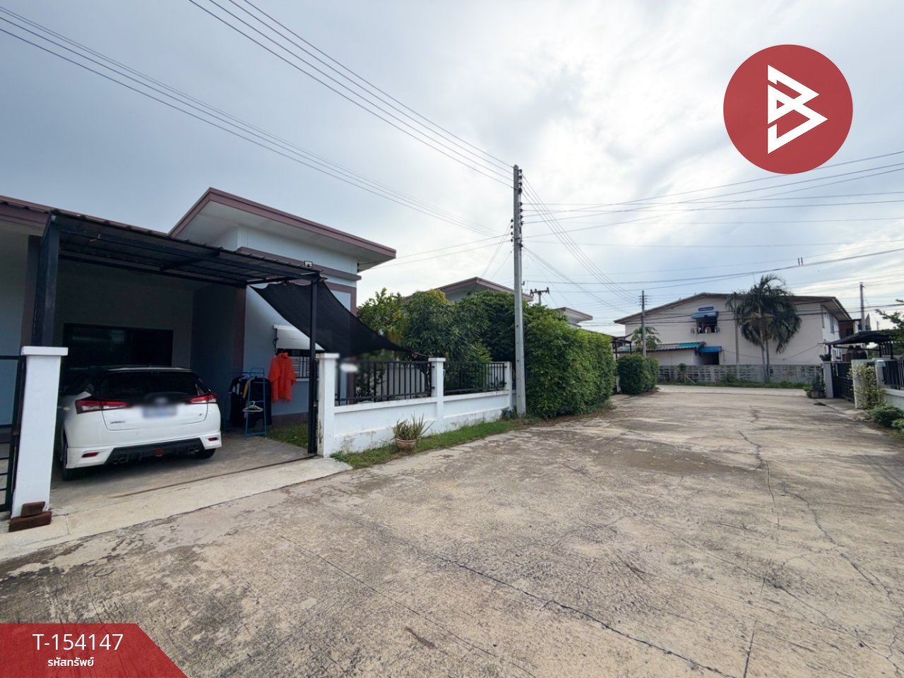 ขายบ้านแฝด หมู่บ้านเพชรโสธร ลพบุรี